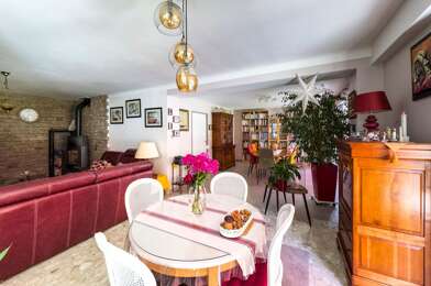Maison 5 pièces 556400 €