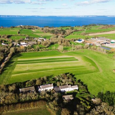 Maison 5 pièces 325500 €