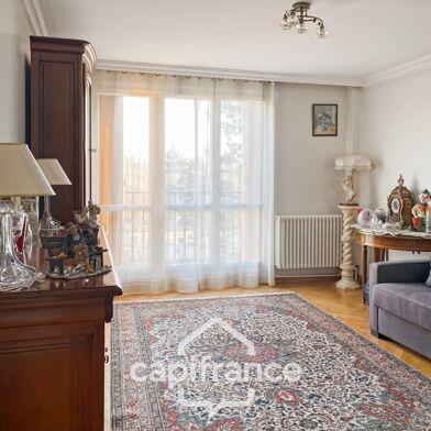 Appartement 4 pièces 198500 €