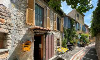 Maison 4 Pièces 90 m² à vendre à Aspremont (06790)