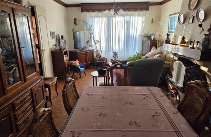 LAMBERSART - QUARTIER VERGHELLES     - MAISON EN BEL ETAGE DE 3 — photo 3