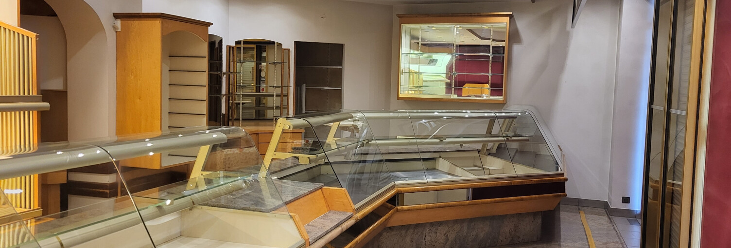 Commerce  157 m² à louer à Saint-Dié-des-Vosges (88100)