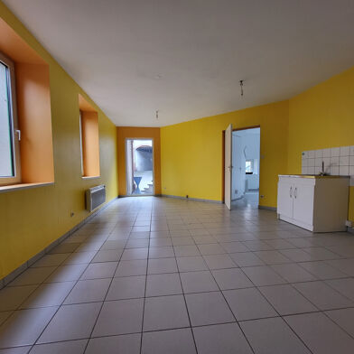 Commerce 6 pièces 830 €