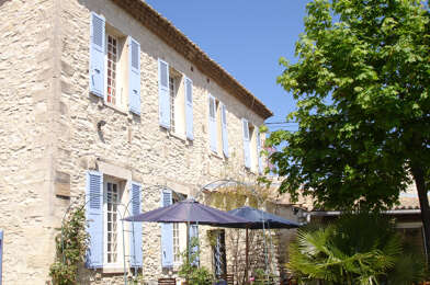 Commerce  465920 €