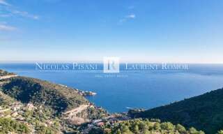 Terrain  848 m² à vendre à Èze (06360)