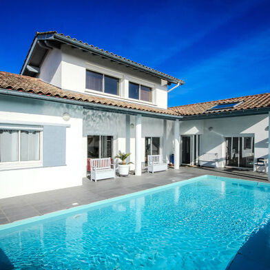 Maison 8 pièces 1664000 €