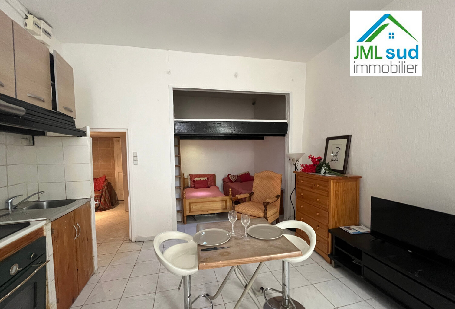 Appartement T2  à rénover de  32.85 m2. — photo 1