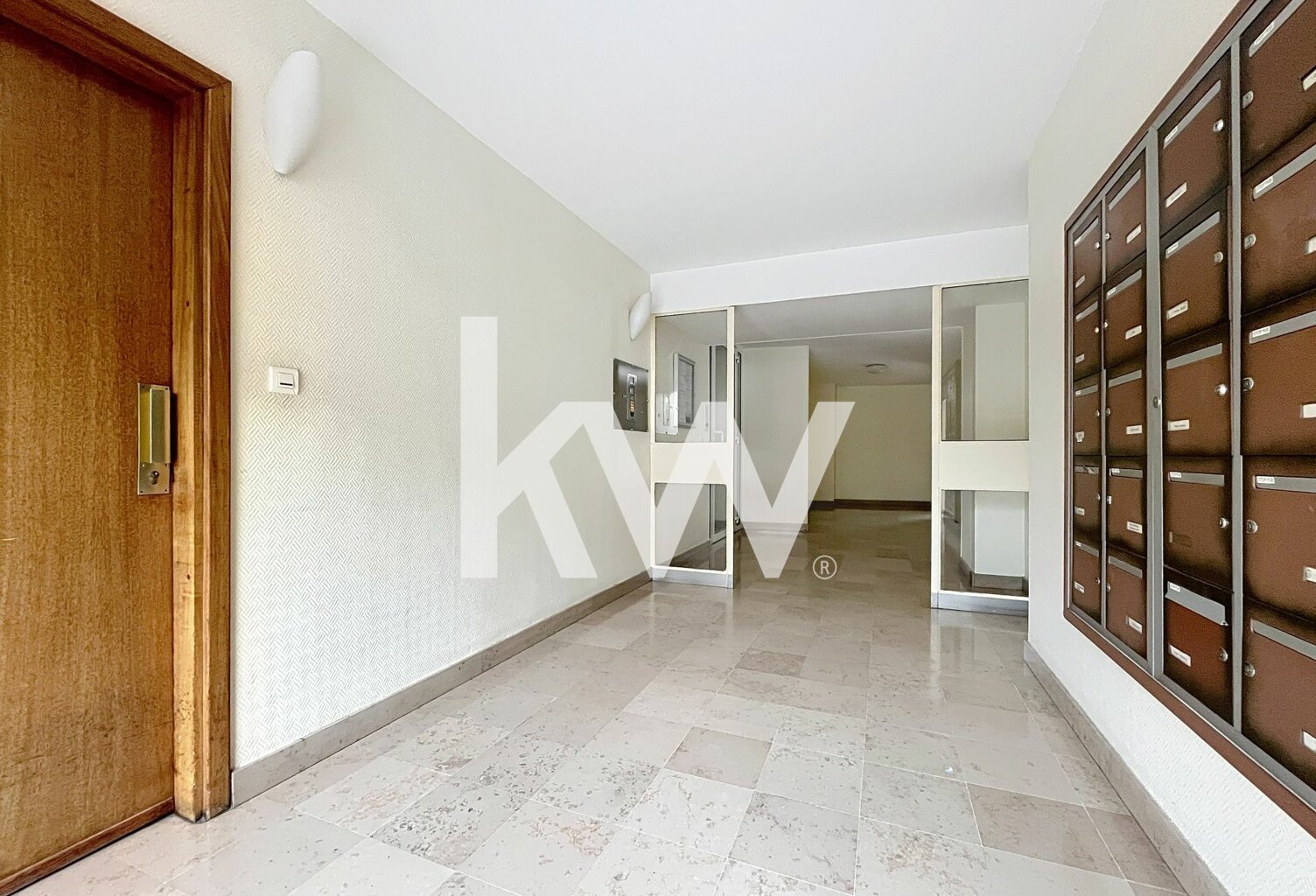 SECTEUR PAIX CATHEDRALE - APPARTEMENT T1 BIS — photo 1