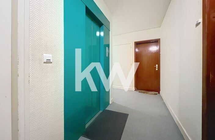 SECTEUR PAIX CATHEDRALE - APPARTEMENT T1 BIS — photo 2