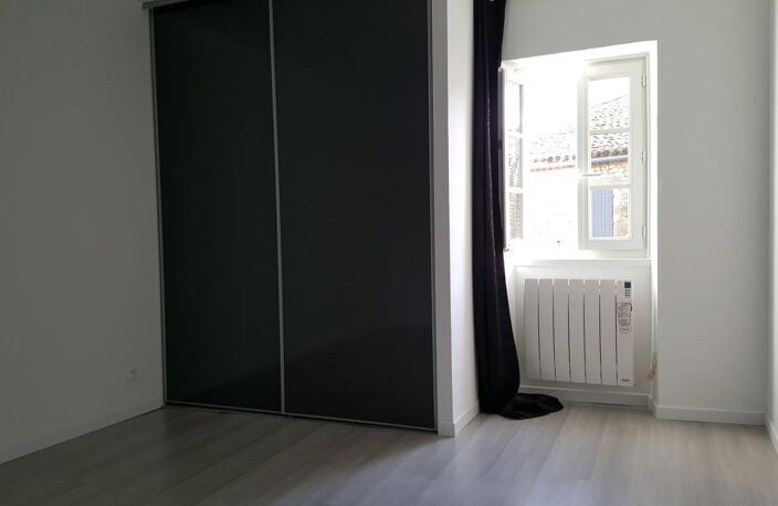 Ferme divisée + dépendances — photo 5