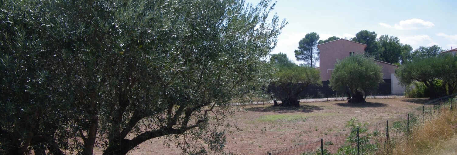 Terrain  1200 m² à vendre à Lorgues (83510)