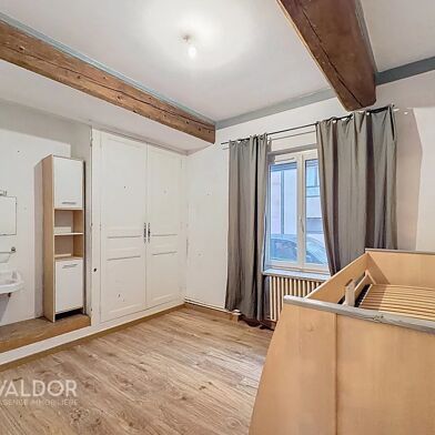 Appartement 4 pièces 170000 €