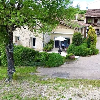 Maison 15 pièces 597000 €