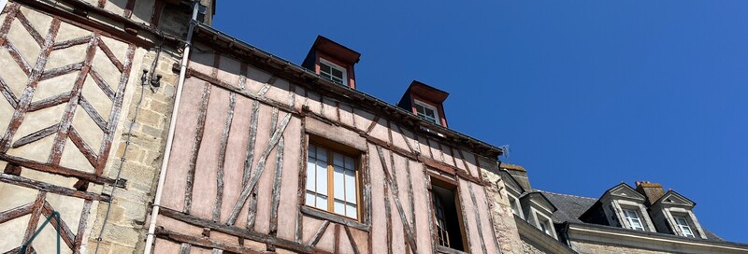 Commerce  140 m² à louer à Vannes (56000)