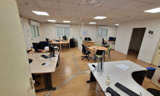 Bureau  291 m² à louer à Chassieu (69680)