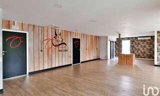 Commerce  147 m² à vendre à Prahecq (79230)