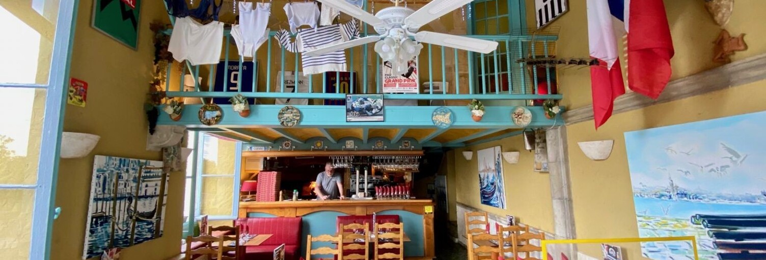 Commerce  130 m² à vendre à Pau (64000)