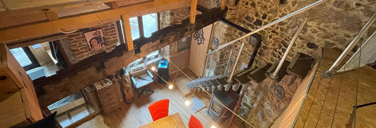 Maison 11 Pièces 225 m² à vendre à Chevrières (42140)