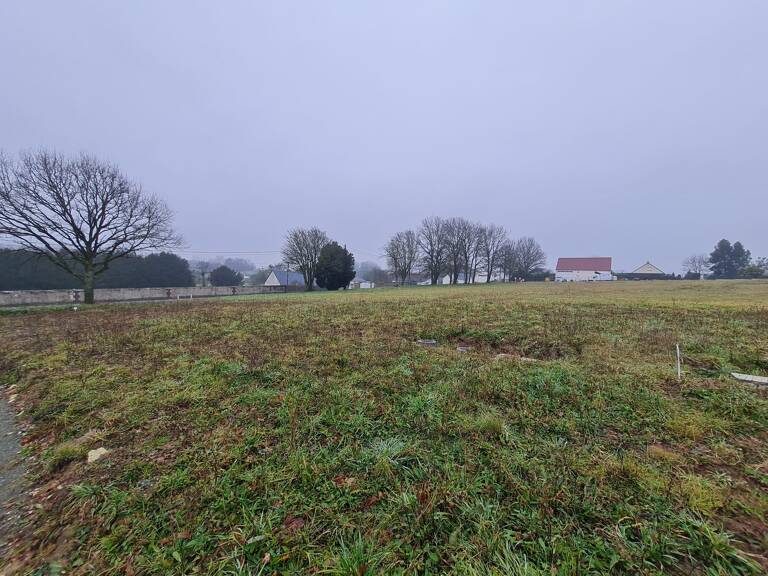TERRAIN DE 1434 M2 ZONE ARTISANALE — photo 1