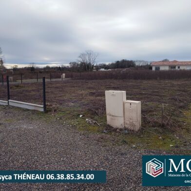 Terrain  81500 €