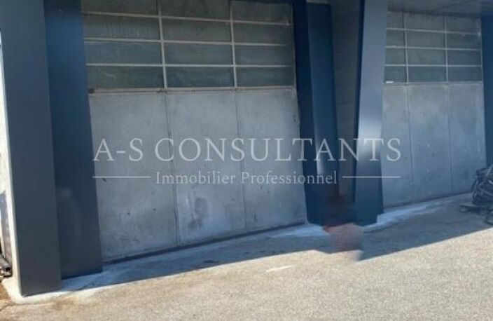 LOCAL COMMERCIAL A LOUER — photo 2