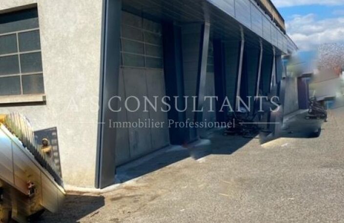 LOCAL COMMERCIAL A LOUER — photo 3