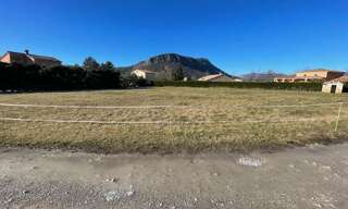 Terrain  2137 m² à vendre à Laragne-Montéglin (05300)