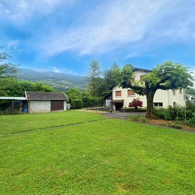 Maison 5 pièces 300000 €