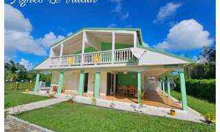 Maison 9 Pièces 182 m² à vendre à Sainte-Anne (97180)