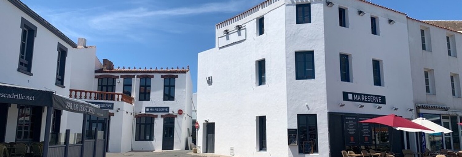 Immeuble  360 m² à vendre à L'Île-d'Yeu (85350)