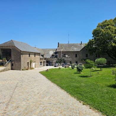 Maison 18 pièces 895000 €