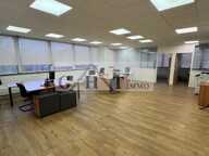 À LOUER, Plateau de bureaux 150 m², Emplacement n°1 à Maisons-Alfot — photo 2