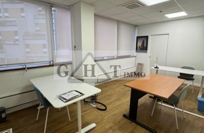 À LOUER, Plateau de bureaux 150 m², Emplacement n°1 à Maisons-Alfot — photo 5