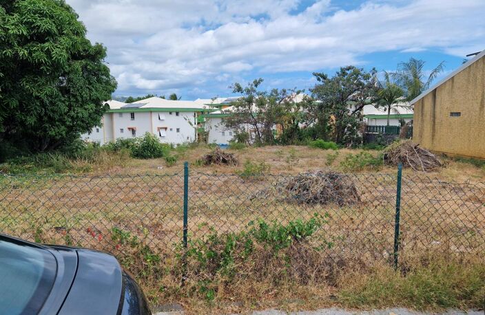 TERRAIN  DE 602M2 A VENDRE ST-PIERRE  VILLE ILE DE LA REUNION — photo 4