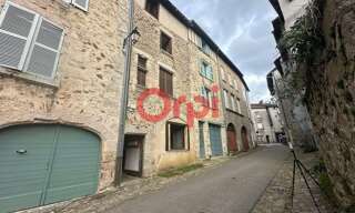 Maison 9 Pièces 210 m² à vendre à Saint-Léonard-de-Noblat (87400)