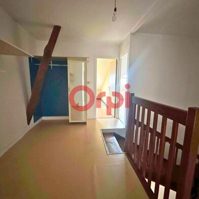 Maison 9 pièces 108500 €