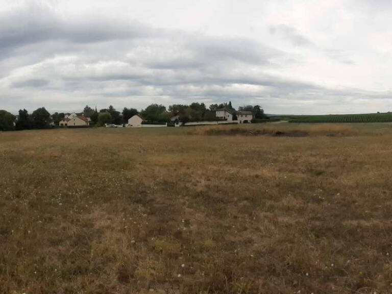 Terrain à bâtir au coeur du massif de Saint Thierry en proximité direct de Reims et des commerces — photo 1