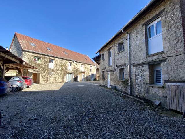 Immeuble de rapport appartement / parking centre Fismes — photo du bien