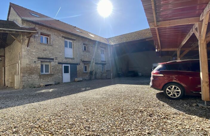 Immeuble de rapport appartement / parking centre Fismes — photo 2