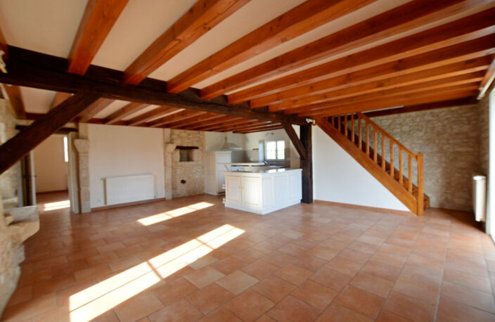 Charmante maison en pierres entièrement rénovée — photo 4