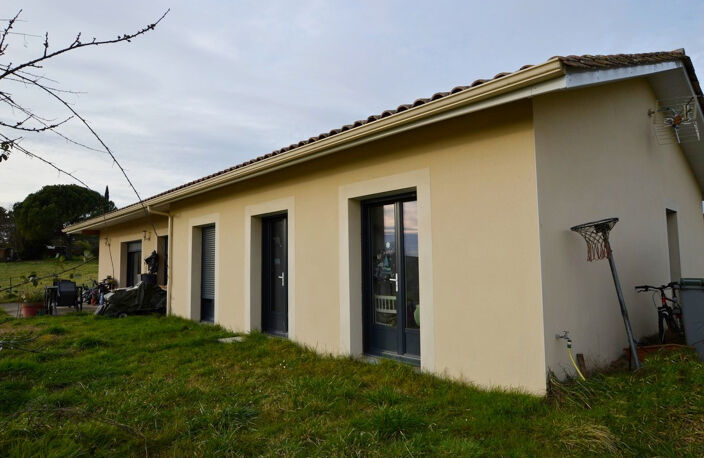 Maison contemporaine de plain-pied  — photo 2