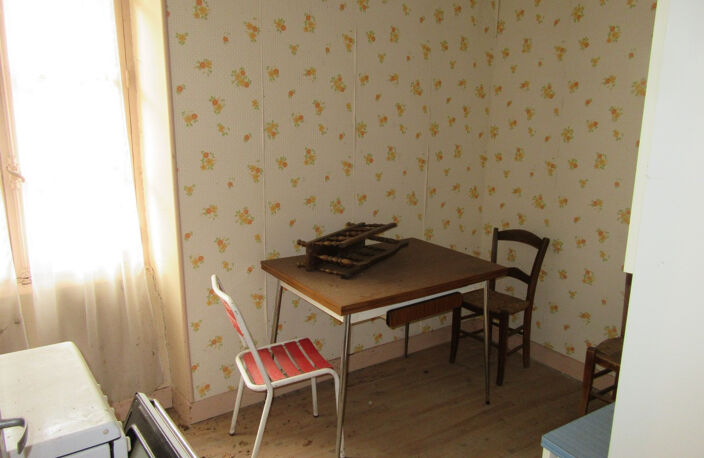 EXCLUSIVITE CONQUES Maison en pierre de 104 m² environ avec jardin à rénover  — photo 5