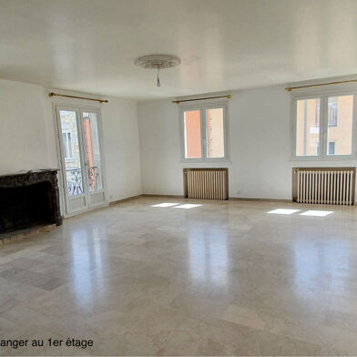 Appartement 8 pièces 176 m²