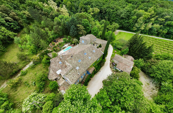 DOMAINE D'EXCEPTION DU XIIIe SIÈCLE   UN LIEU UNIQUE AUX MUL — photo 4