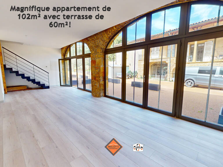 Magnifique appartement-Maison Village  de 102m² lumineux dans un ancien corps de ferme à Ville sur Jarnioux — photo 1