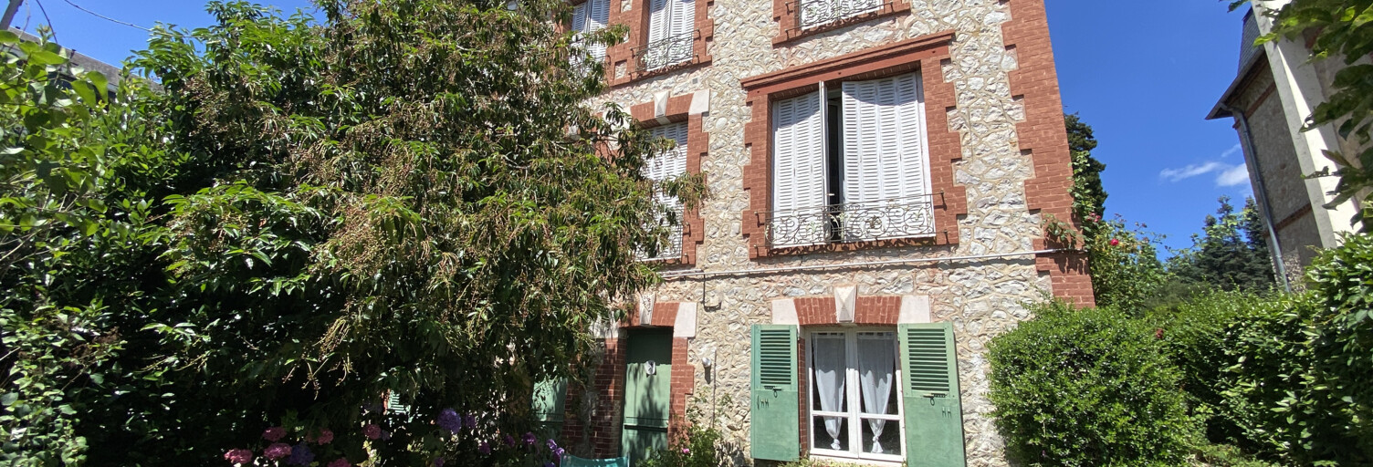 Immeuble  300 m² à vendre à Juvigny-Val-d'Andaine (61140)