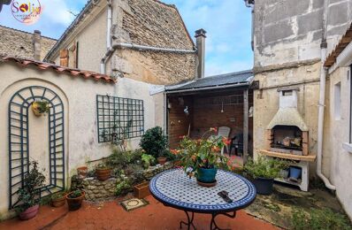 vente maison 255 600 € à proximité de Nercillac (16200)