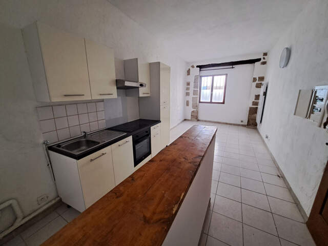 Vente Pertuis centre, LC gestion vous propose un studio actuellement loué ans une rue calme — photo du bien