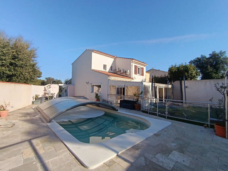 La Seyne. Maison T6 de 115 m² avec garage de 40 m² sur 400 m²... — photo 1