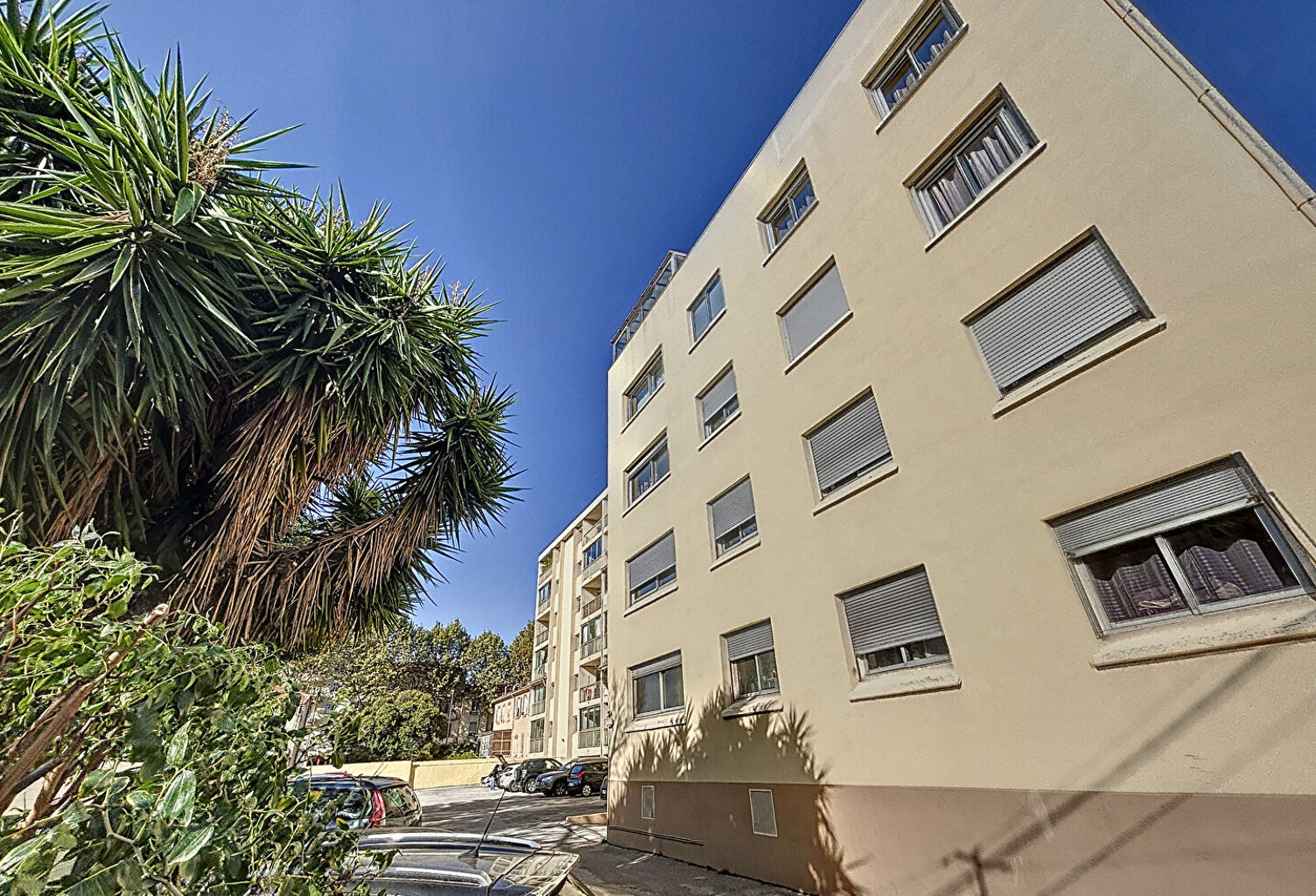 Appartement de  2 pièces de 56.8 m² Vendu loué — photo 1